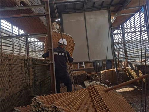 閉式冷卻塔填料到底是什么材質(閉式冷卻塔填料多少錢一噸),閉式冷卻塔